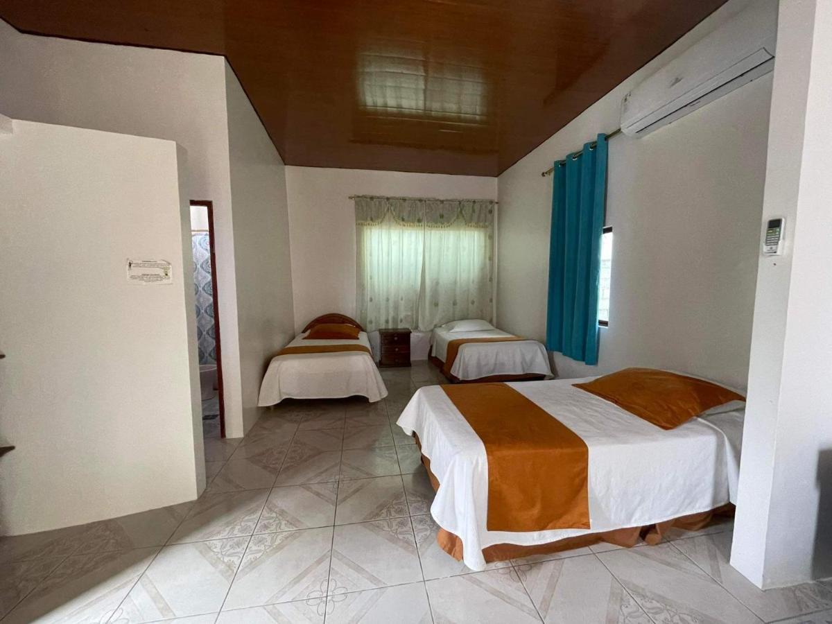 Hostal Muro De Las Lagrimas With High Speed Internet Starlink Пуэрто-Вильямиль Экстерьер фото