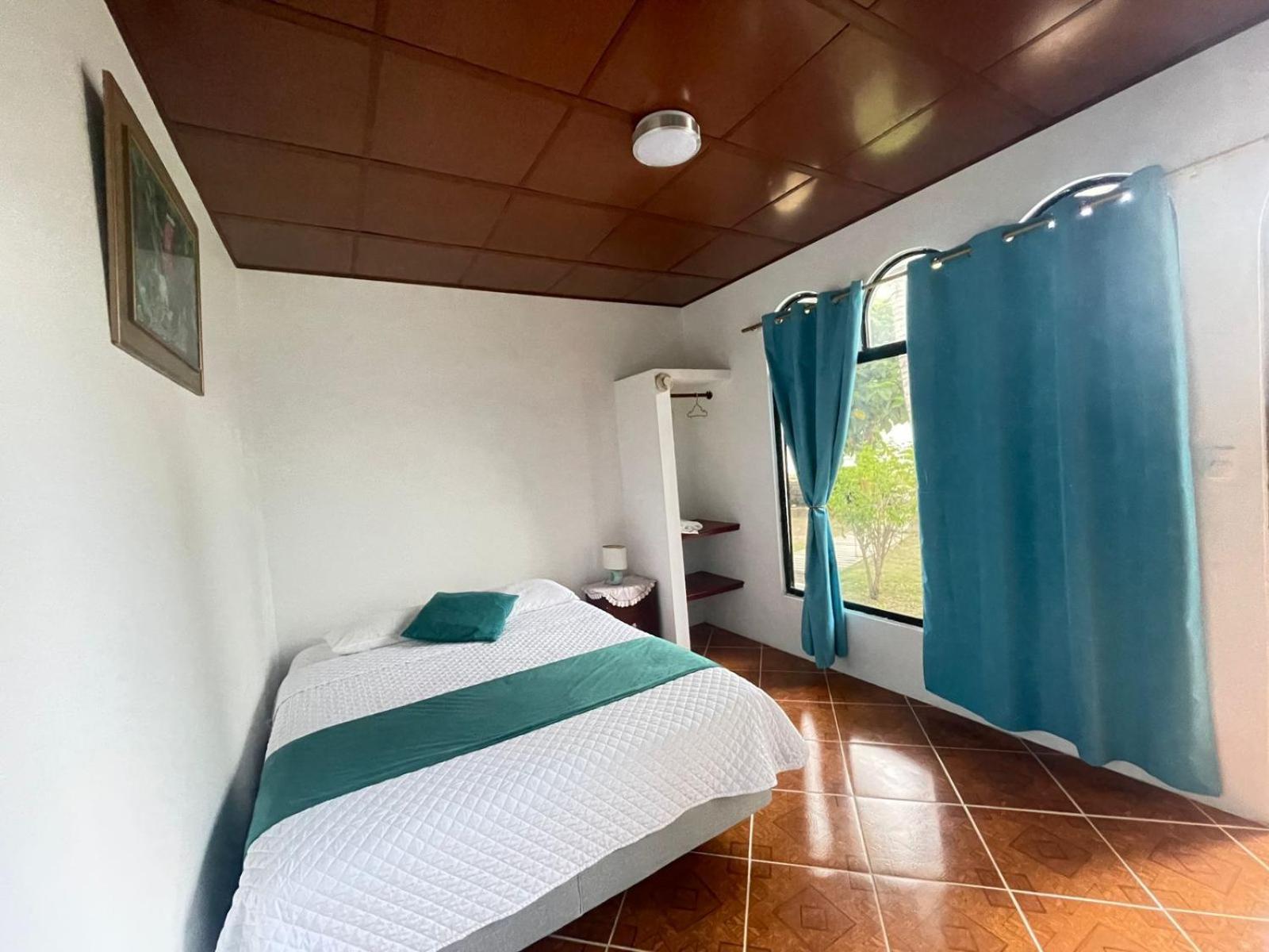 Hostal Muro De Las Lagrimas With High Speed Internet Starlink Пуэрто-Вильямиль Экстерьер фото